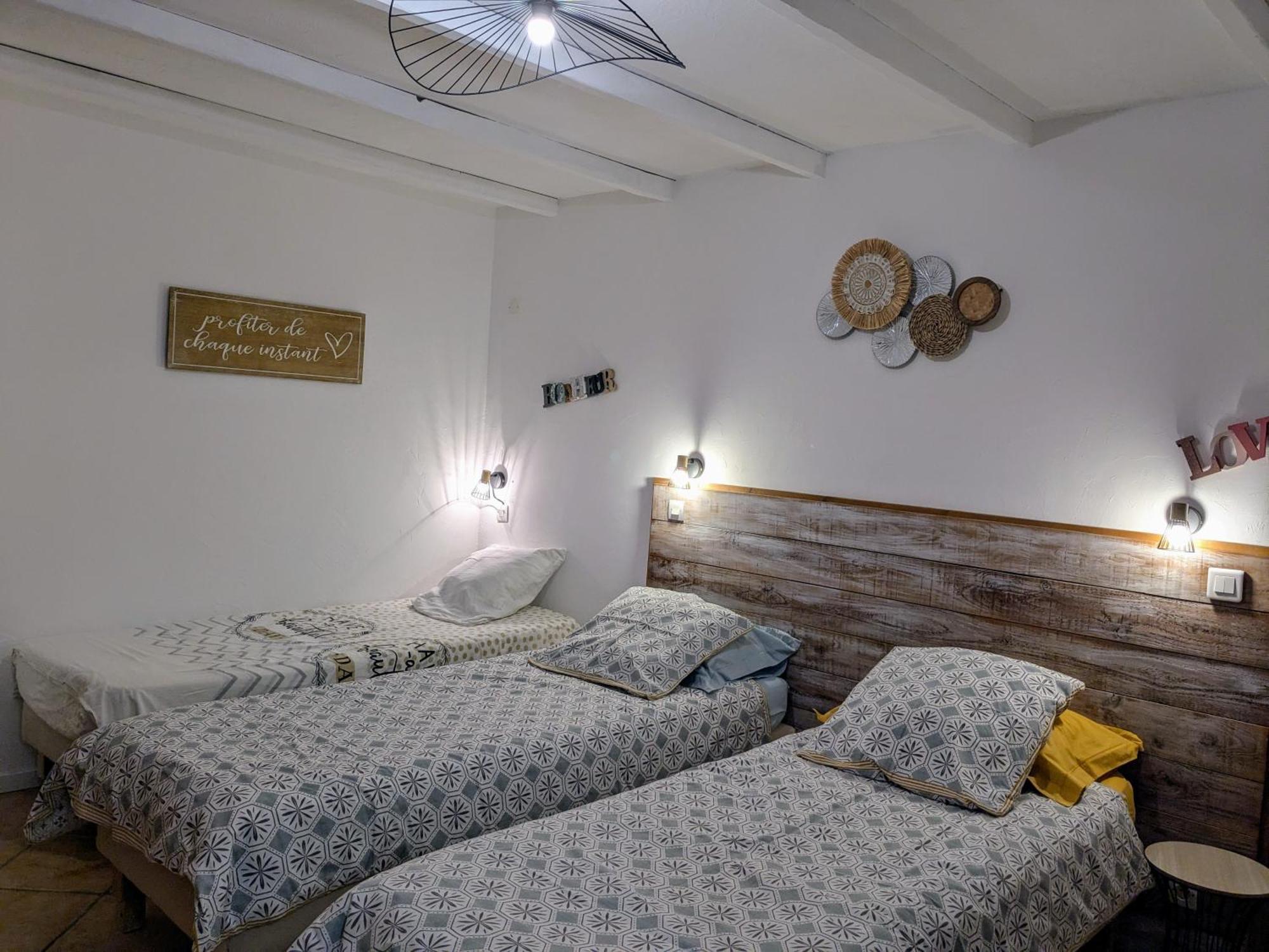 Gite Des Oliviers La Roque-sur-Cèze Zimmer foto